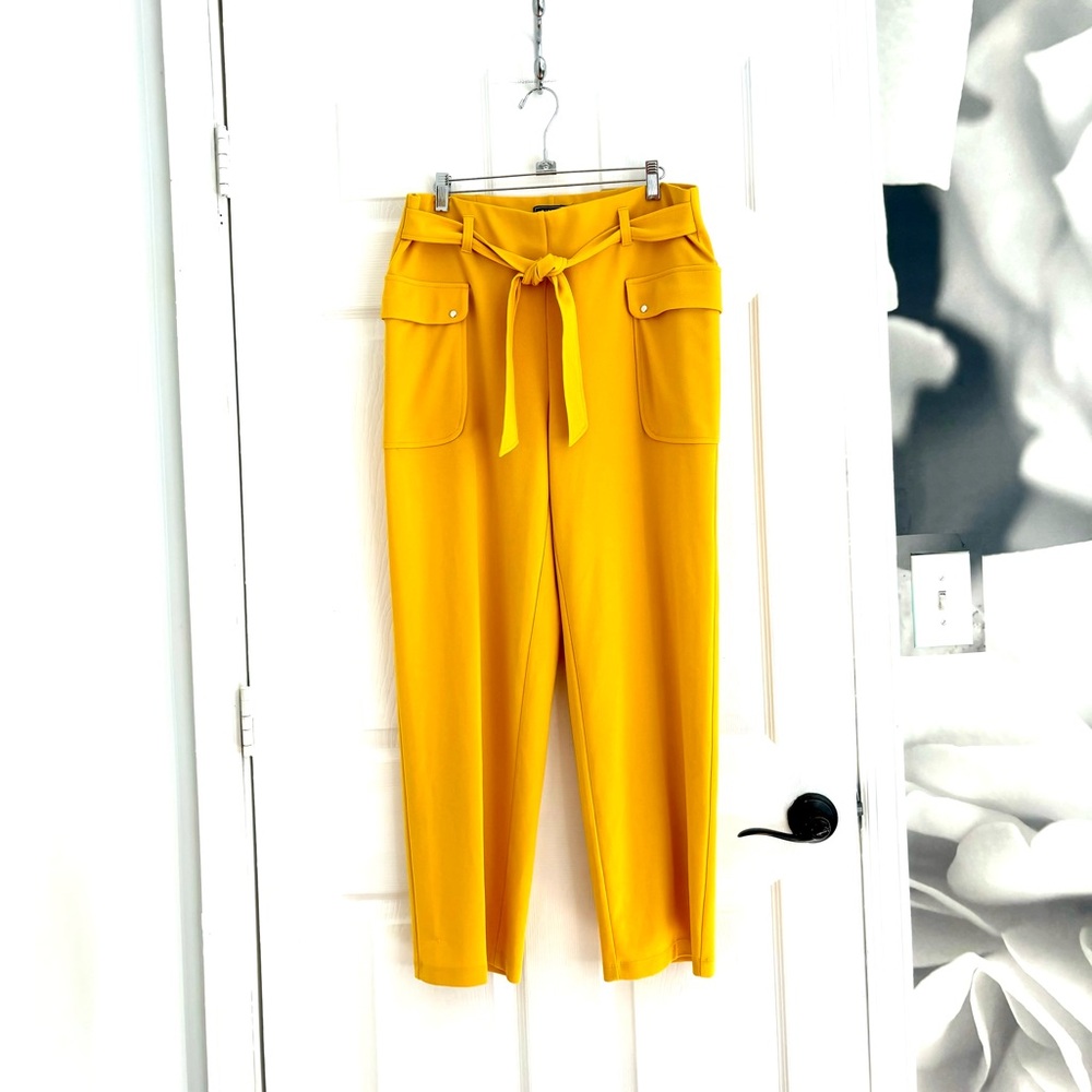 NYCC yellow capris